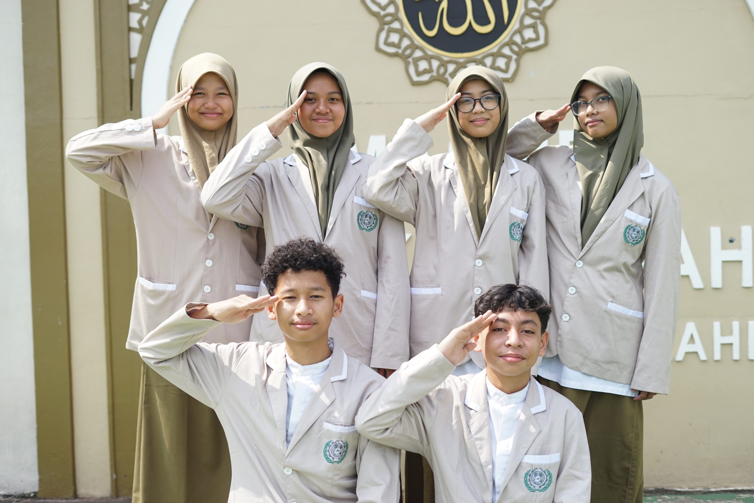 Siswa SMPIT Tunas Harapan Ilahi